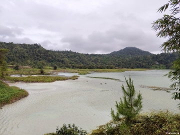 Lake Linow in North Sulawesi